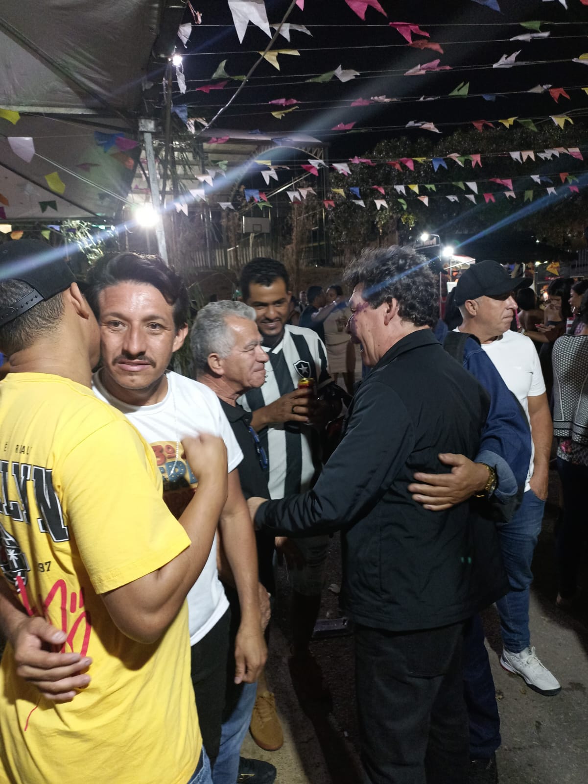 Terê Caipira encerra programação de festa julina com shows