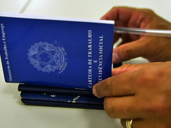 Seletiva de vagas de empregos em Betim