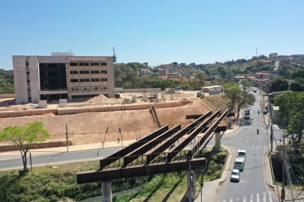Prefeito Heron ressuscita obra de viaduto após sete anos
