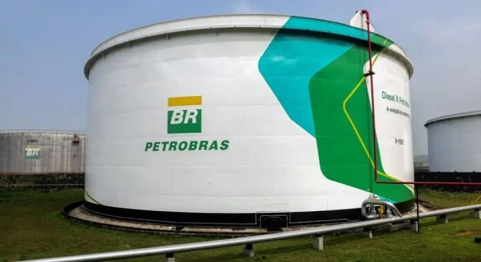 Programa Petrobras Jovem Aprendiz oferece 700 Vagas
