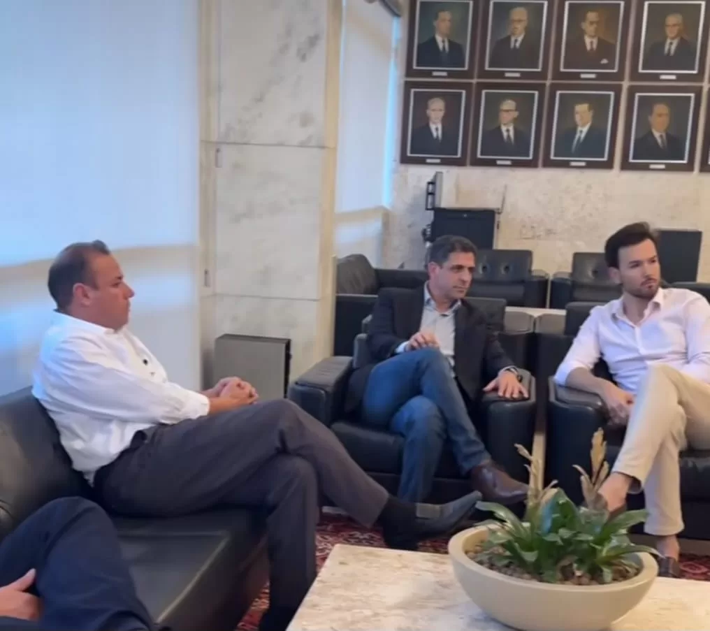 Mudança na Sepa motiva Claudinho ajudar até prefeito adversário