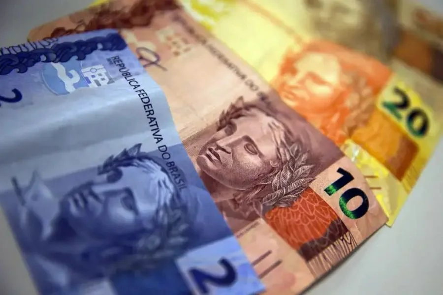 Quinto dia útil de outubro marca a organização financeira