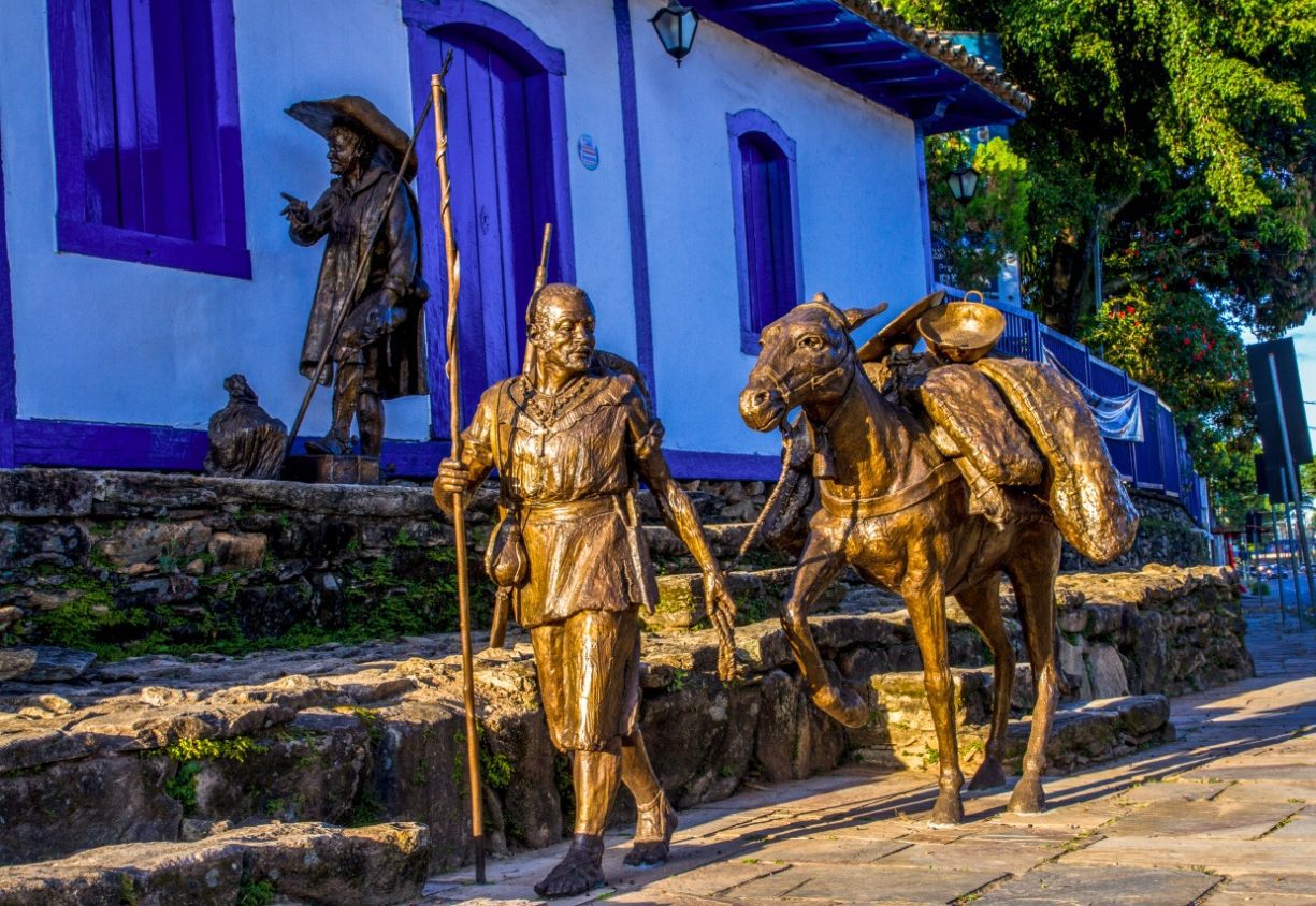 Betim divulga edital da Lei Noemi Gontijo 2025