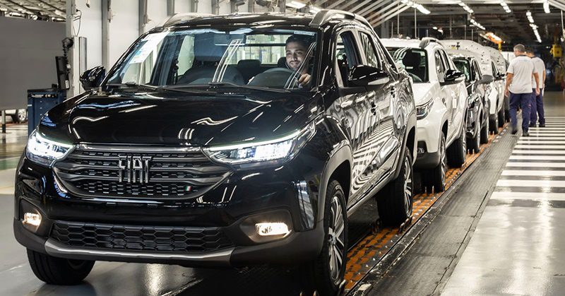 Fiat Betim completa 50 anos; Stellantis no Brasil; Indústria automotiva; Bio-Hybrid; Novo Fiat 2026; Polo Automotivo de Betim; Jeep Avenger; Fiat Brasil; Eletrificação automotiva.