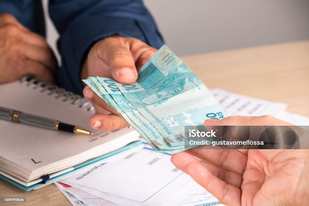 Betim oferece 607 oportunidades de emprego 