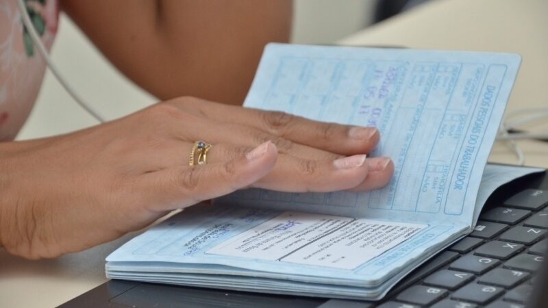 Betim oferece vagas  de emprego em 38 profissões nesta terça-feira