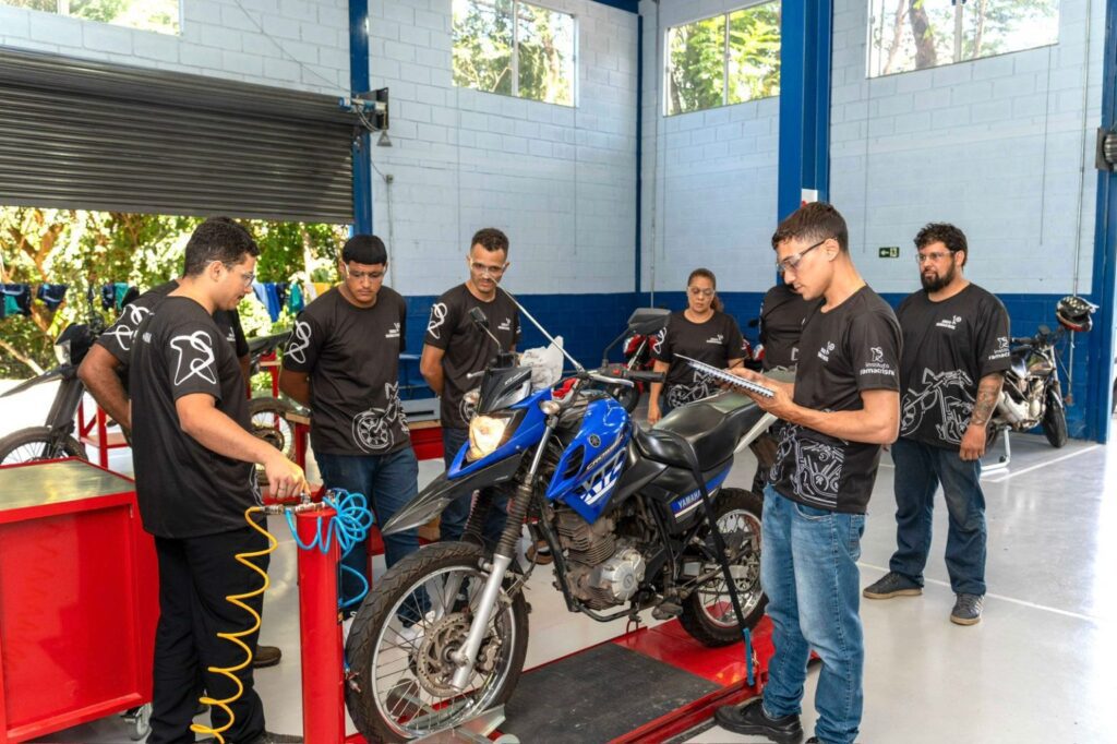 cursos gratuitos em Betim