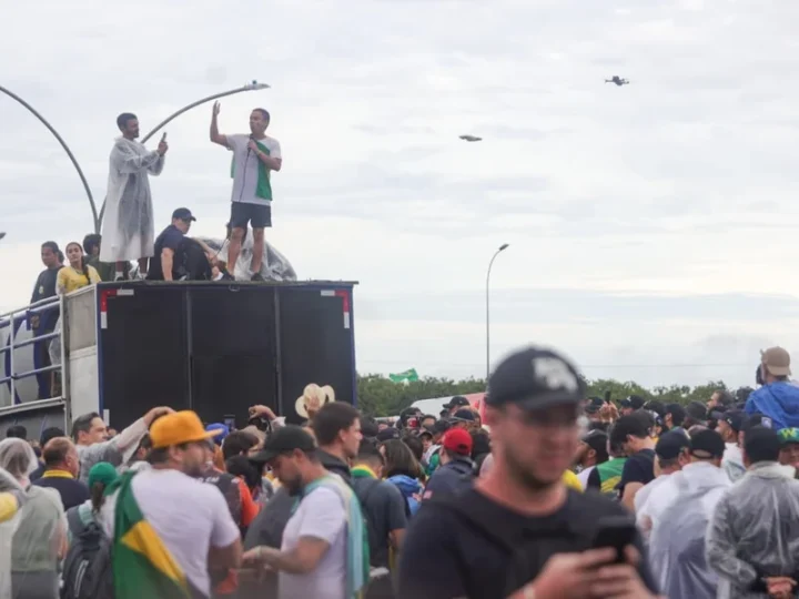 Raio em manifestação de Nikolas Ferreirae provoca crise política