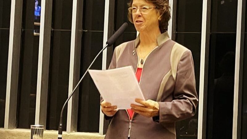 Pré-candidatura de Maria do Carmo a deputada estadual abre debate nacional