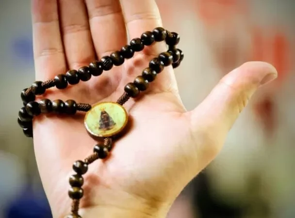 Fiéis lotam o Rebanhão do Senhor em Betim