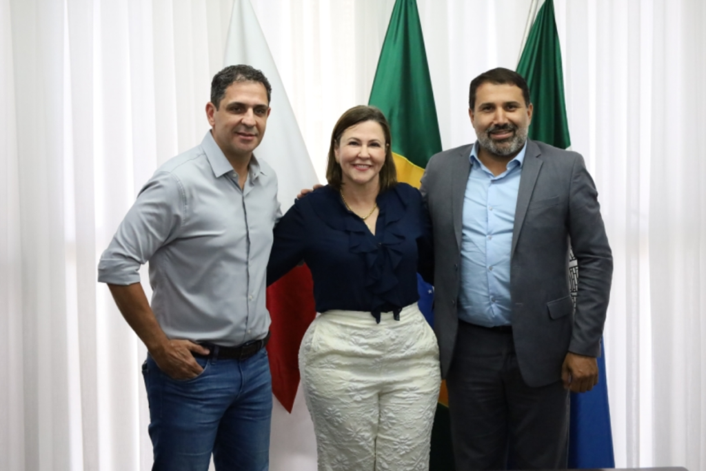 Cleusa Lara prefeita interina