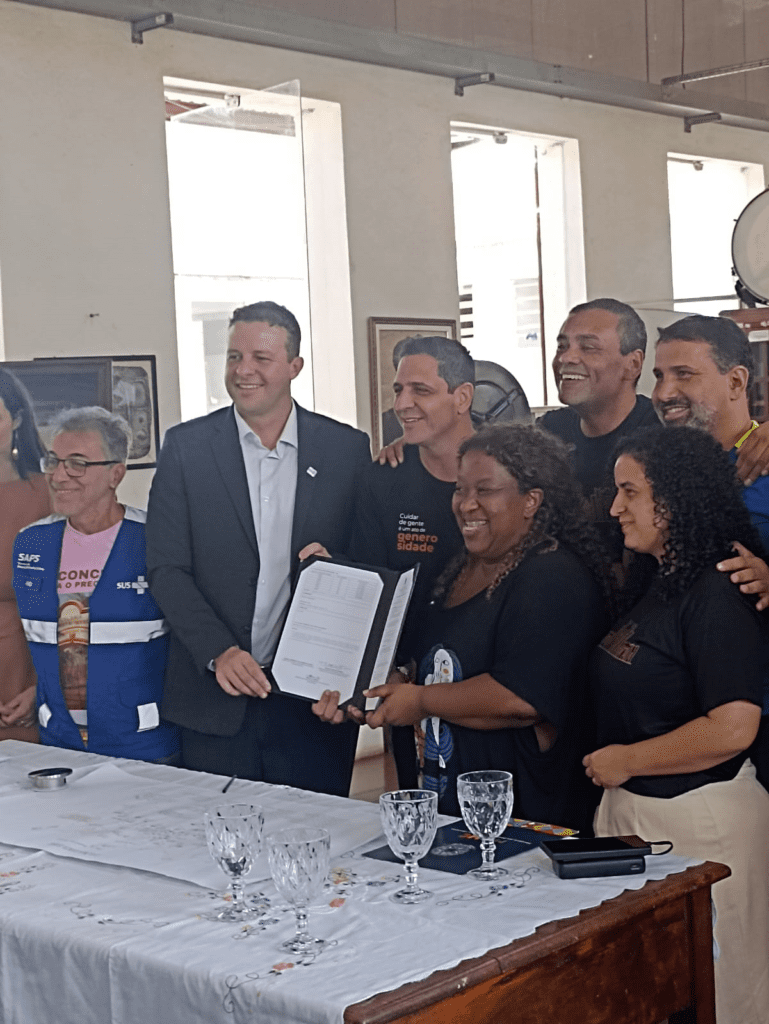 Ministro dos Direitos Humanos visita Betim Museu Vivo da Colônia Santa Isabel