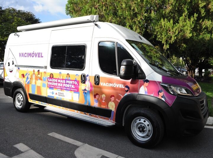 Vacimóveis em Betim circulam nas escolas municipais