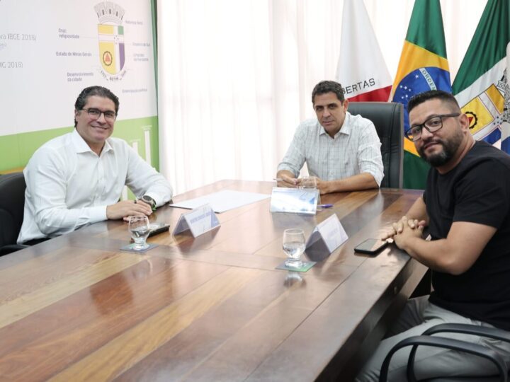 Heron aposta em um jovem político para liderança do governo na Câmara de Betim