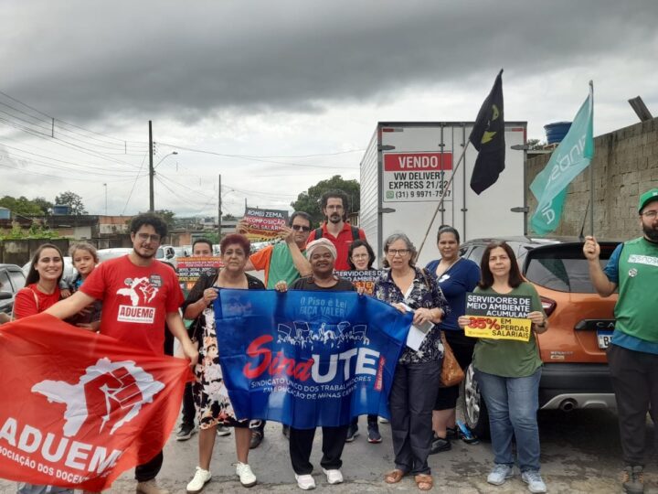 Greve dos professores em Minas Gerais vai pressionar governo Zema