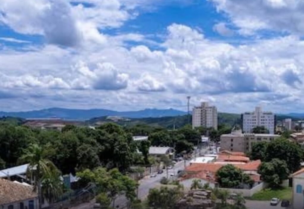 Como pagar IPTU com desconto em Betim usando cartão de crédito