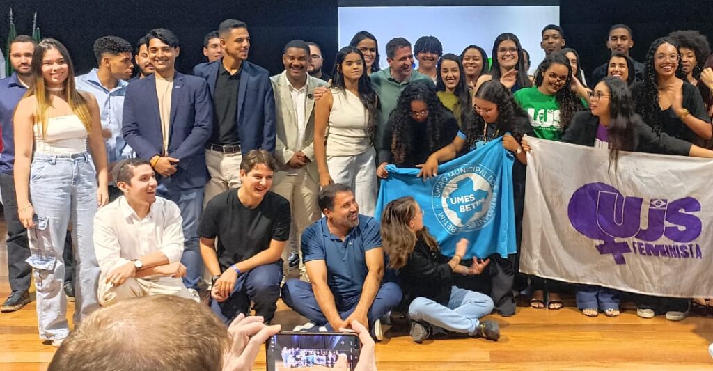 Conselho Municipal da Juventude de Betim toma posse