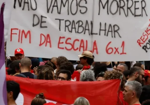 Lula quer tirar o peso do estado das costas do trabalhador
