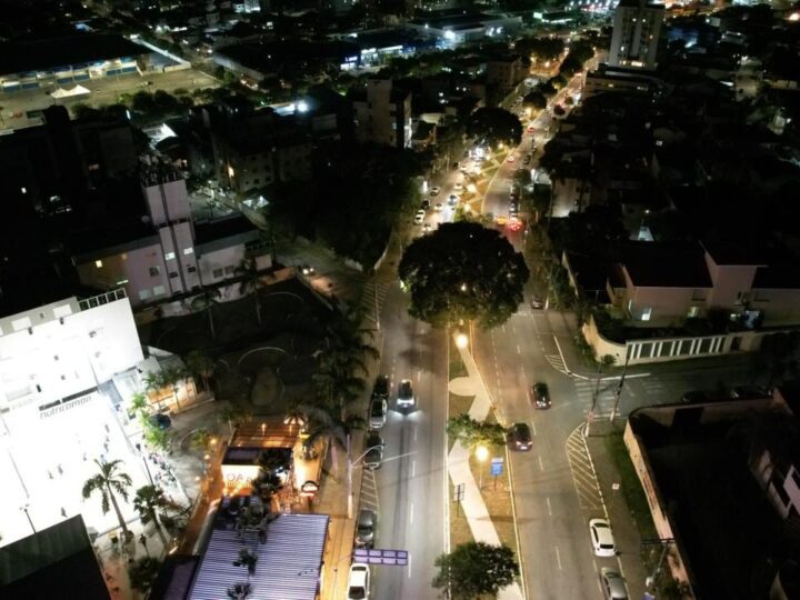 Revitalização da avenida Teotônio Parreiras muda o paisagismo da região