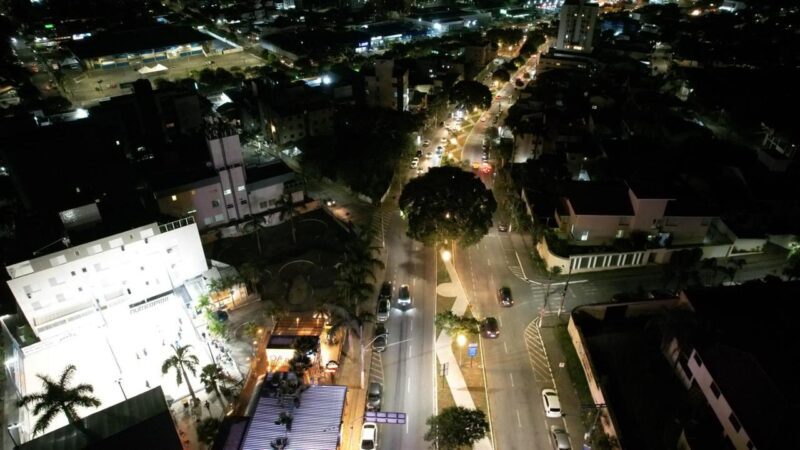 Revitalização da avenida Teotônio Parreiras muda o paisagismo da região