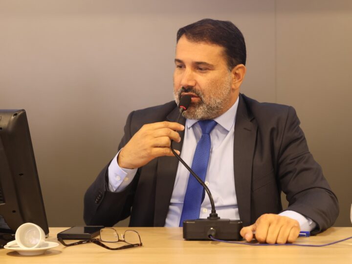 Recomposição salarial dos servidores de Betim é aprovada em sessão extra