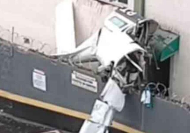 Piloto avisou torre de controle antes da queda de avião em Belo Horizonte