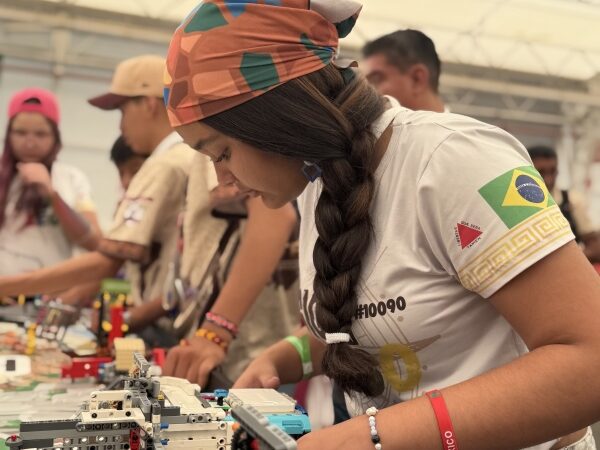 Equipe de robótica Gigalego de Betim conquista 3º lugar no México