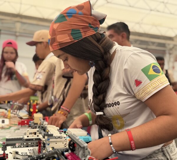 Equipe de robótica Gigalego de Betim conquista 3º lugar no México