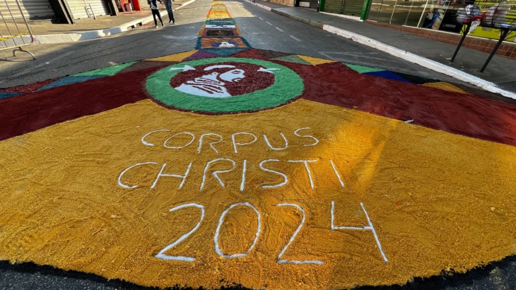 tapete de Corpus Christi em Betim