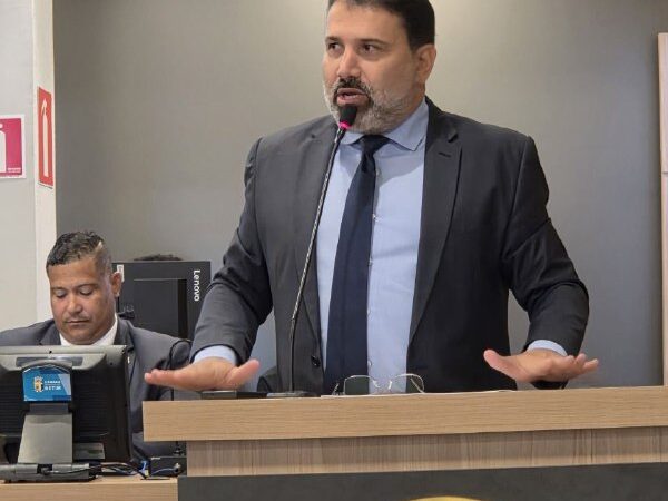 Quais deputados que mais enviaram emendas parlamentares para Betim