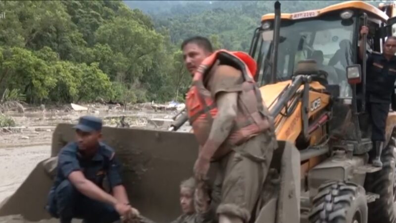 Inundações no Nepal e Tibete já somam mais de 350 mortos