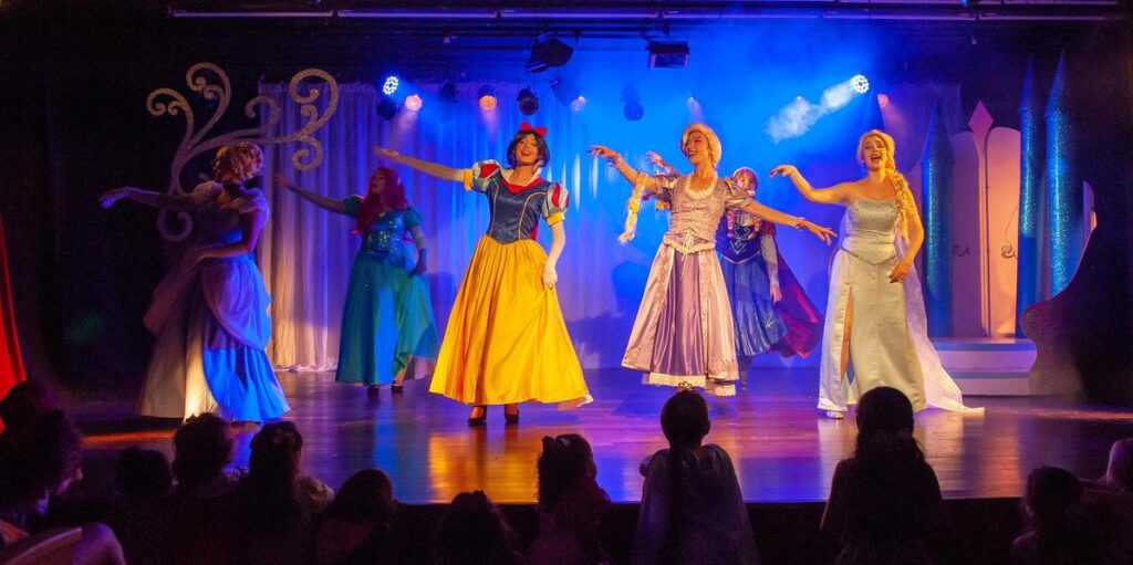 Onde assistir  a uma peça de teatro na Virada Cultural de BH