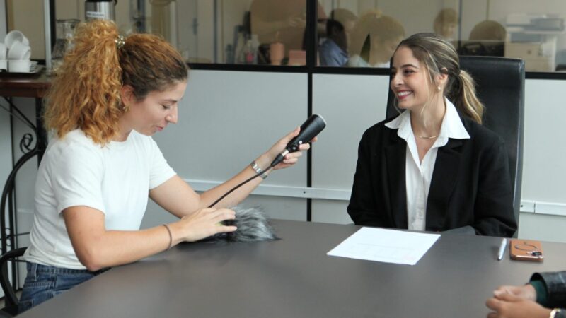 Representantes da imprensa francesa visitam indústria de Betim