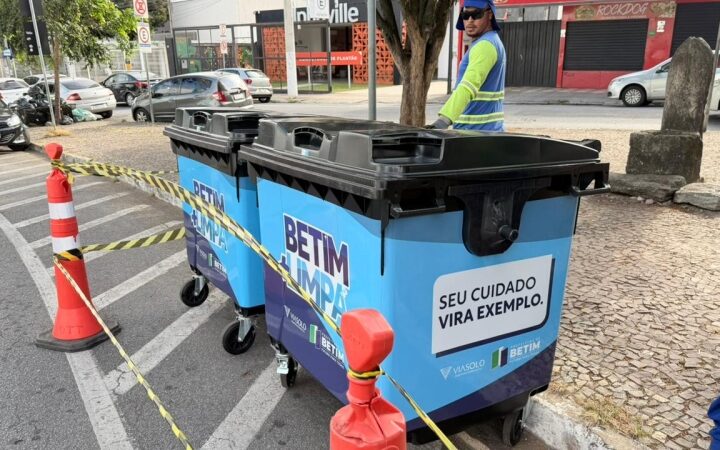 Prefeitura de Betim instala lixeiras na rua do Rosário