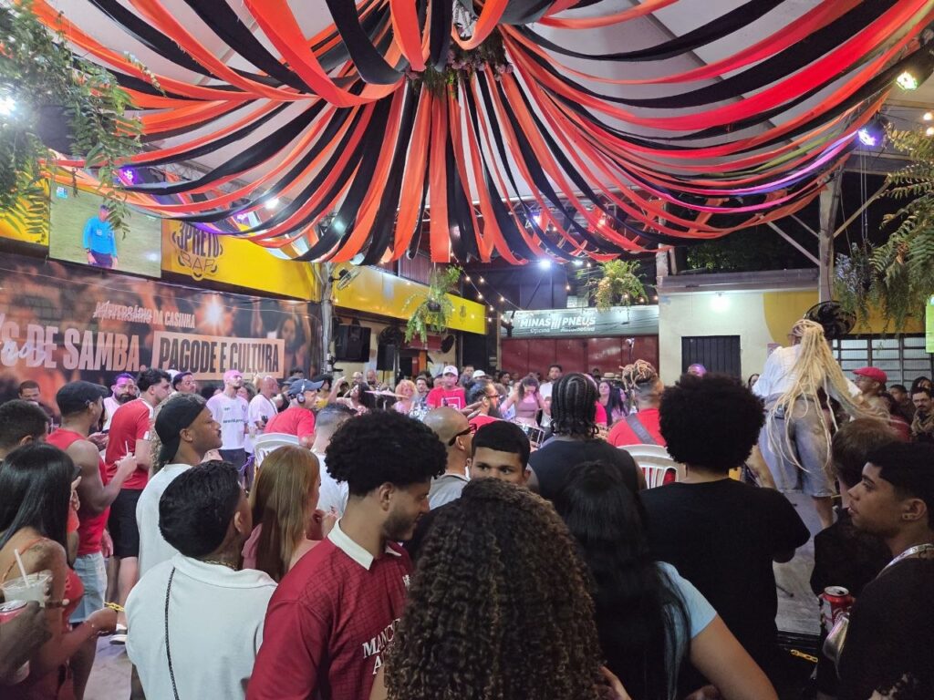 samba no Bar Três Pretos