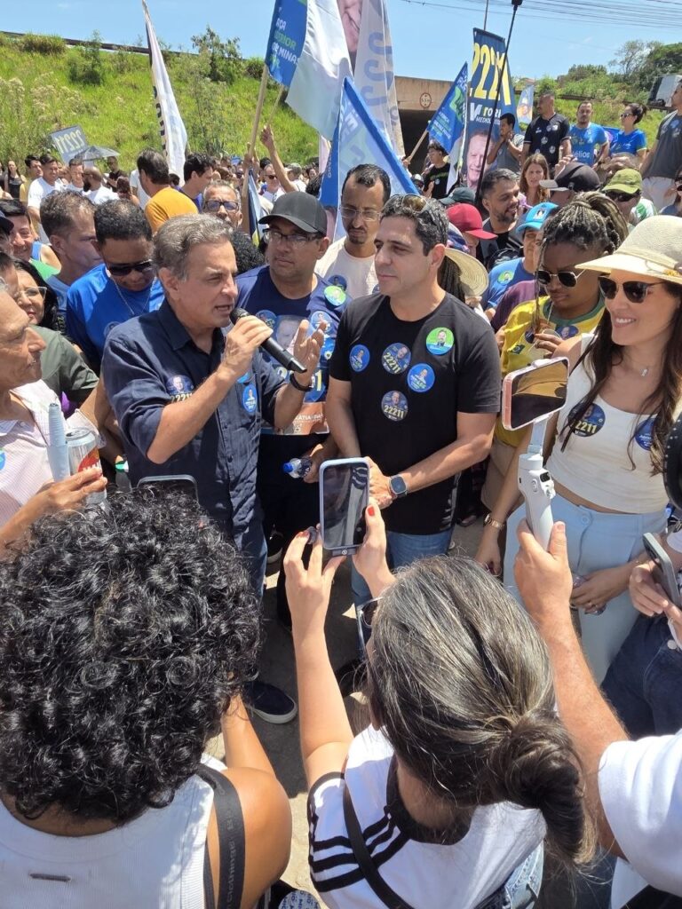 Aécio Neves por Betim Aécio Neves por Betim