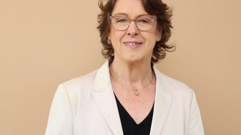 Maria do Carmo volta ao jogo político de Betim após eleição de 2026