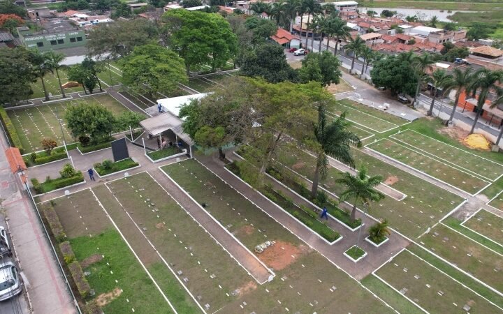 Cemitérios de Betim se preparam para Dia de Finados