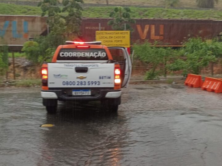 Trincheira do PTB foi interditada em Betim por causa da chuva forte