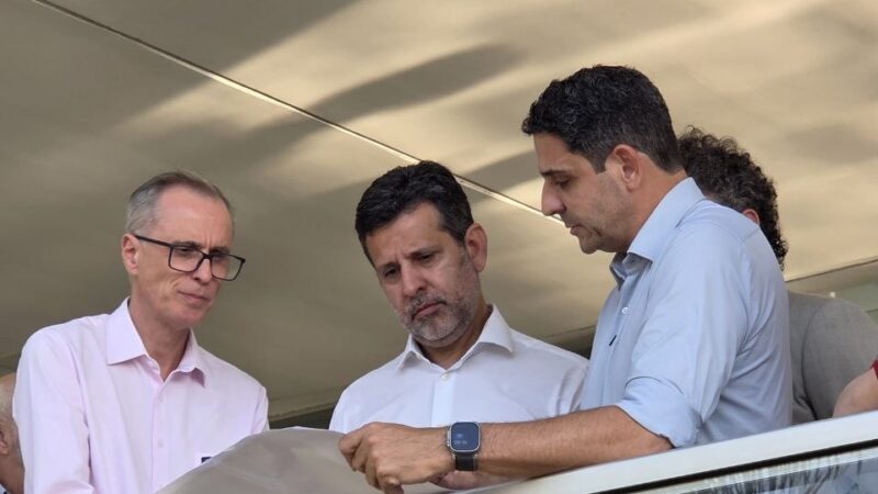 Campus da UFMG em Betim: ministro da Educação visita local e detalha projeto